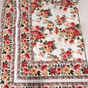 APRIL CORNELL, ROSE FLORAL PATTERN TABLE LINEN, 8.5 FT. X 5.8 FT., 100% COTTON